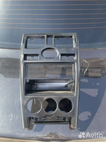 Консоль на 1 приору