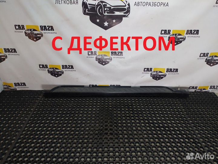 Накладка подножки левая L