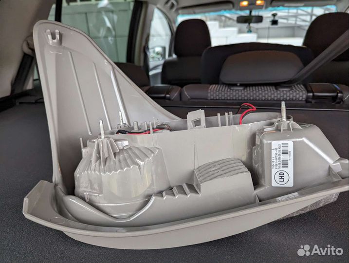 Фара задняя левая Toyota verso 2013