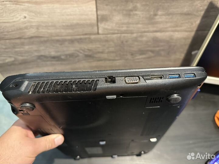 Ноутбук DNS a35fe