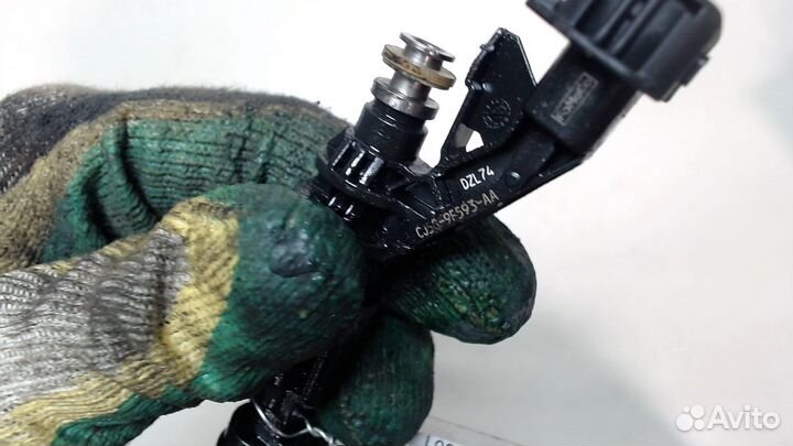 Форсунка топливная Ford Escape, 2014