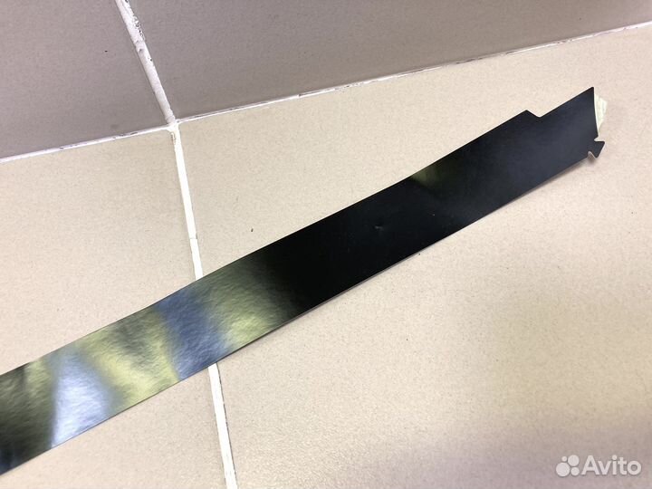 Наклейка задней правой двери Toyota Rav 4 2012-19