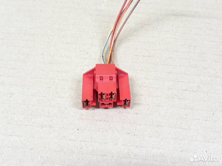 Разъем VAG audi A8 D2 443972995