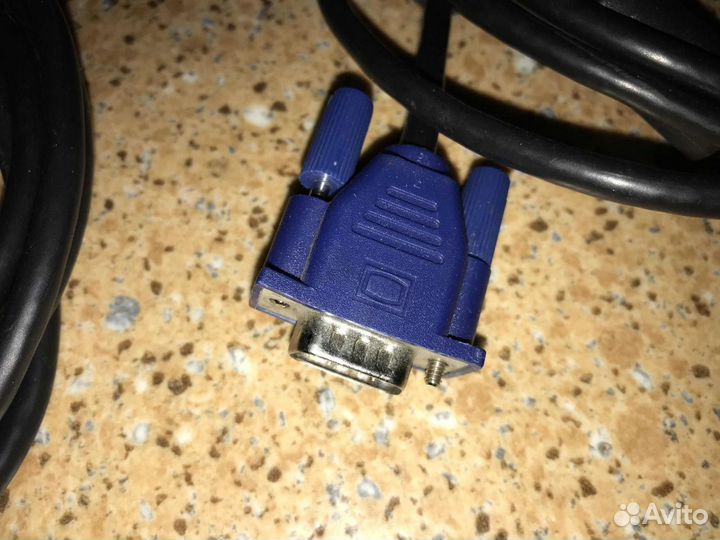 Кабель для монитора VGA