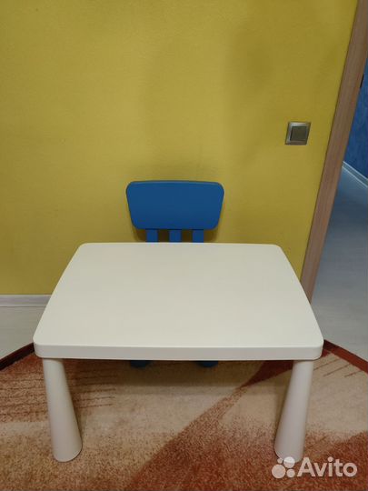 Детский стол и стул IKEA
