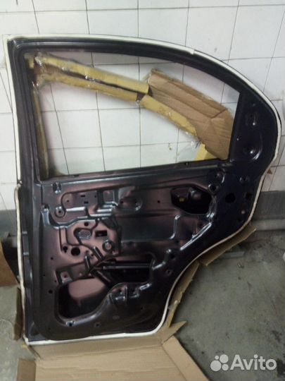 Дверь задняя правая новая на Chevrolet Aveo