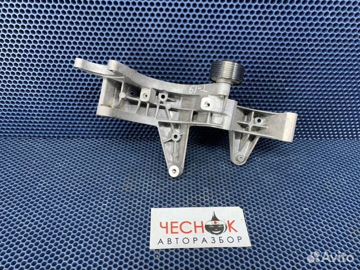 Кронштейн генератора VW Touareg GP