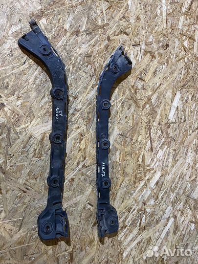 Кронштейн заднего бампера Skoda Octavia A7 13-21