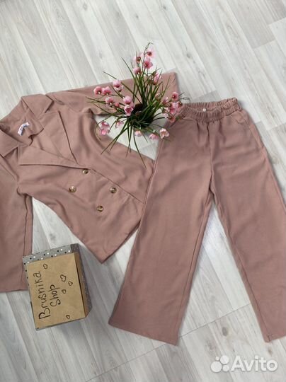 Костюм для девочки новый