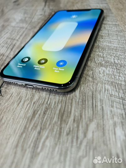 iPhone X, 256 ГБ