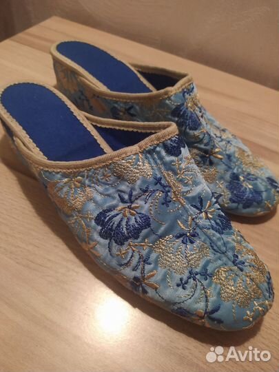 Винтаж тапочки GDR 37-38 вышивка по атласу, замша