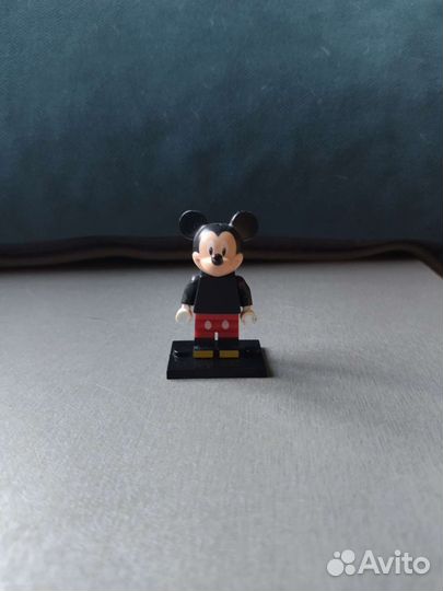 Lego фигурка
