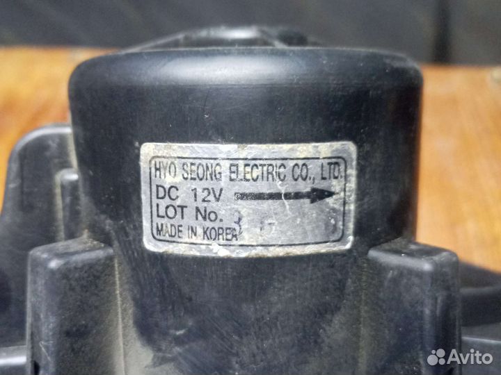 Моторчик отопителя Kia Magentis 1 поколения