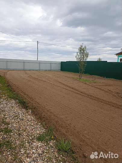 Вспашка земли фрезой