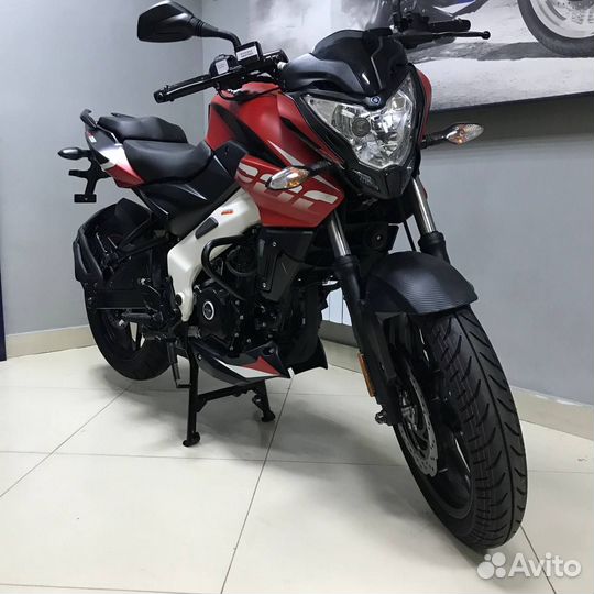 Мотоцикл Bajaj Pulsar 200NS