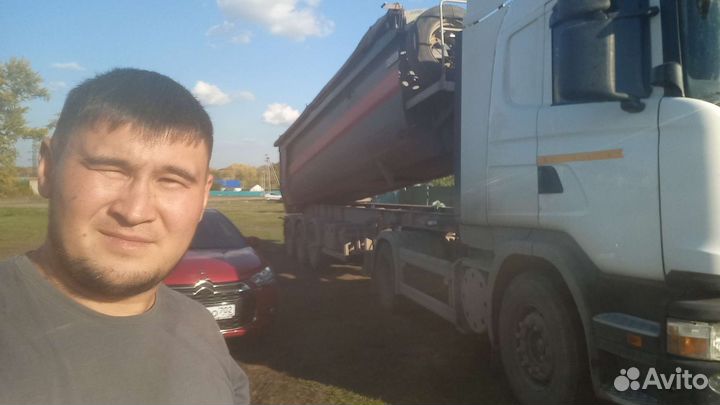 Водитель грузового транспорта