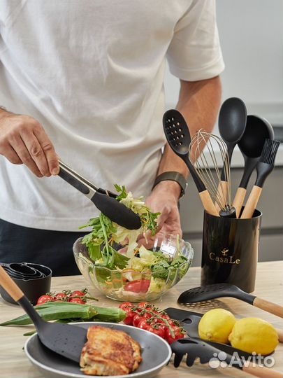 Набор кухонных принадлежностей