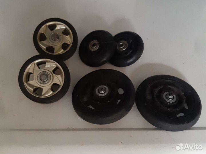 Колесики, 11 см, 14 см, 20 штук, разные