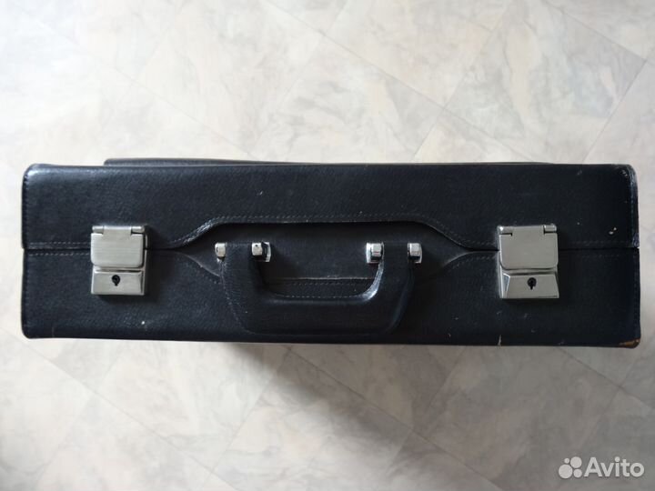 Кофр дорожный черный, кожанный (Чехия)