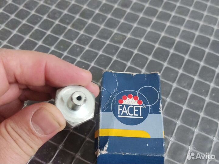 Датчик давления масла 1 bar Nissan Infinite