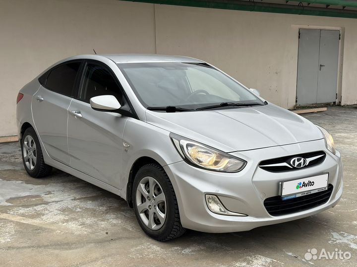 Hyundai Solaris 1.6 AT, 2011, 86 000 км