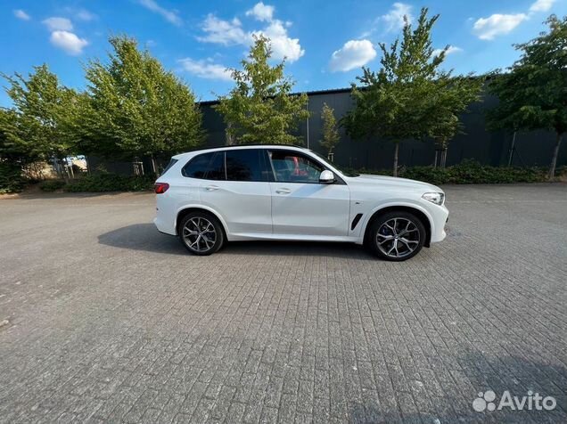 В разборе BMW X5 G05 2021