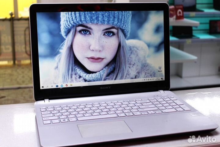 Ноутбук Sony Vaio Intel Core i3 / HDD 500GB