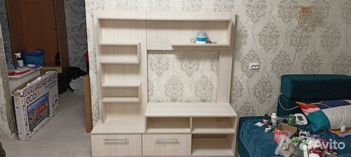 Стенка горка в зал