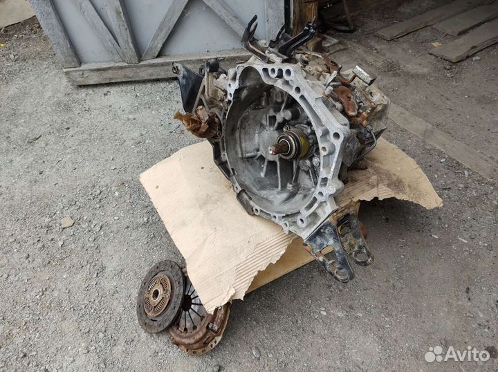 Продам МКПП Toyota Corolla E150 1NR-FE