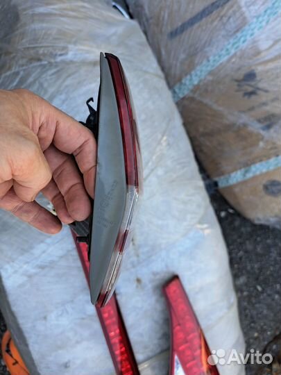 Задние фонари Тойота Эстима 2007 г