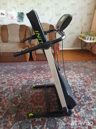 Электрическая беговая дорожка