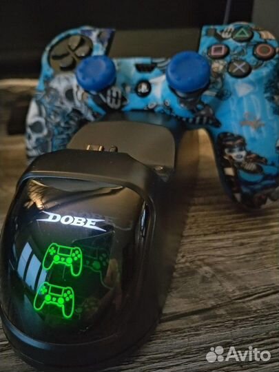 Станция для быстрой зарядки Геймпадов PS4, новые