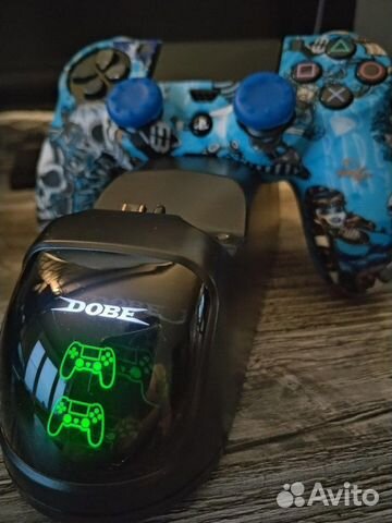 Станция для быстрой зарядки Геймпадов PS4, новые