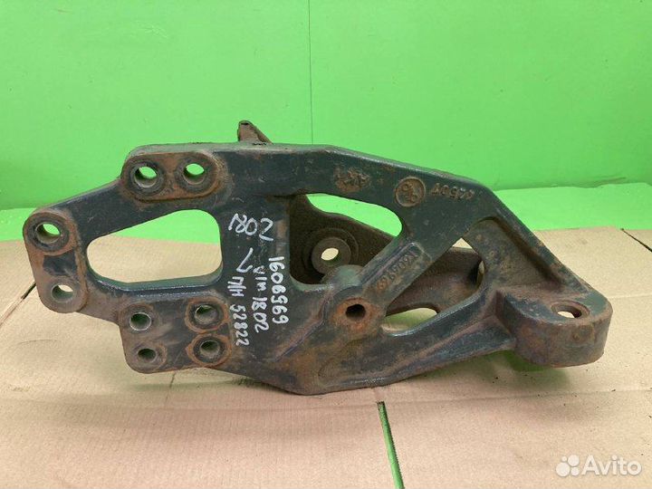 Кронштейн рессоры DAF XF105