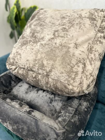 Лежанка интерьерная для собак и кошек