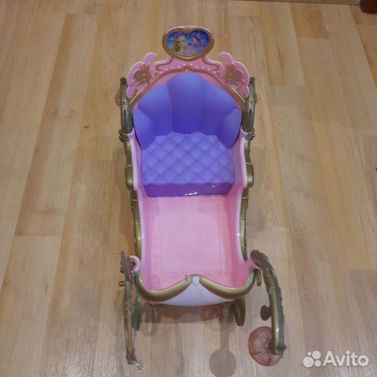 Карета для куклы