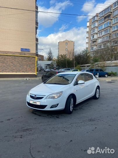 Opel Astra 1.6 AT, 2011, 181 000 км