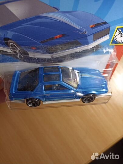 Hot Wheels Pontiac Firebird 84 (1984)