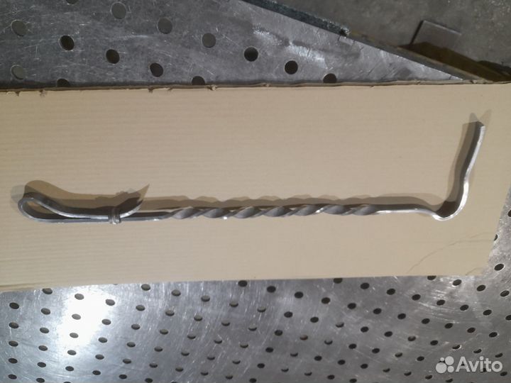 Продам кочергу,совок в подарок