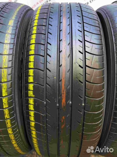 Yokohama BluEarth E70 215/55 R17 94V