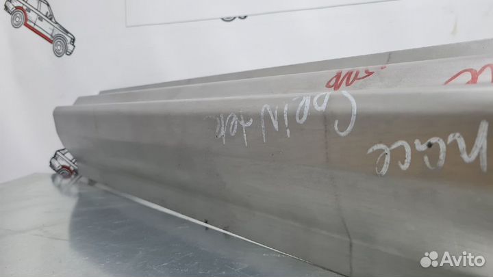 Mercedes-Benz Sprinter водительский порог левый