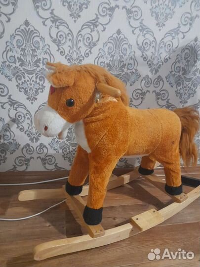 Качалка лошадь