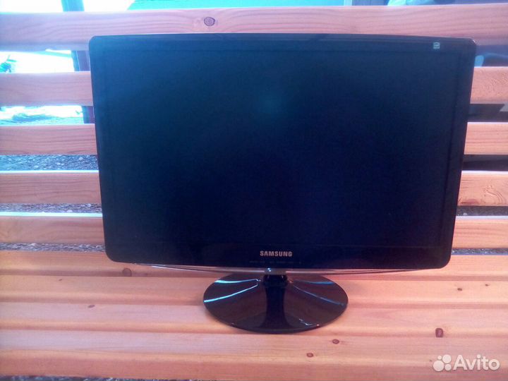 Монитор Samsung