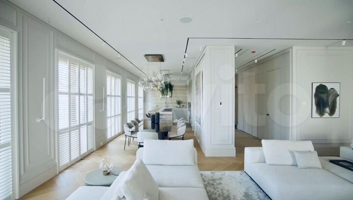 3-к. апартаменты, 230 м², 5/7 эт.