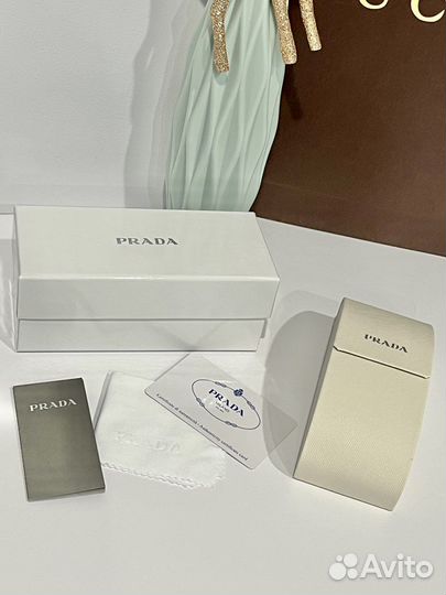 Футляр для очков prada белый новый