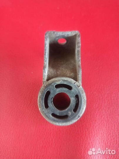 Кронштейн крепления радиатора Daewoo Nexia A15MF