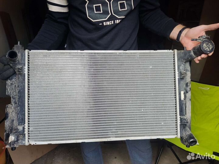 Радиатор охлаждения (основной) toyota corolla