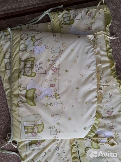 Комплект в детскую кроватку