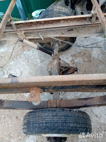 ГАЗЕЛЬ 3302 на разборе двиг.406