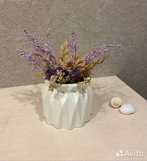 Сухоцветы в кашпо